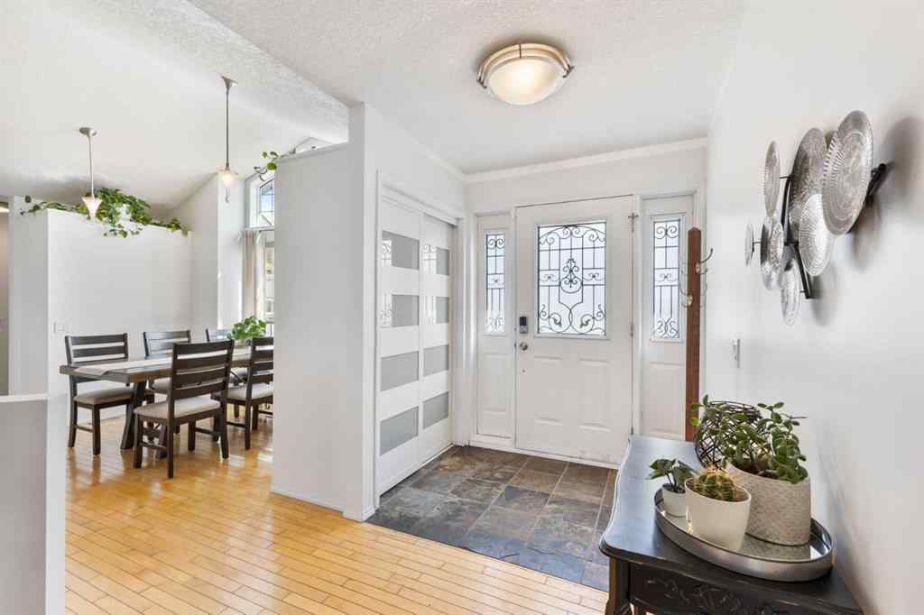 MLS® A2255683 - 2 Riverside Place  in Riverview Cochrane, Residential