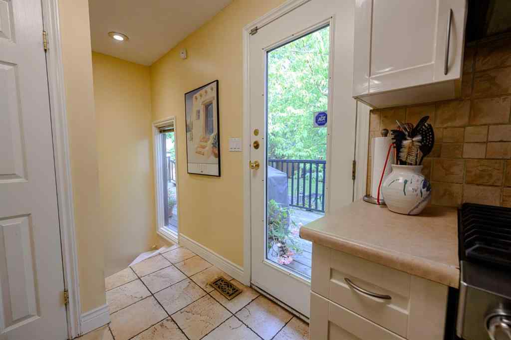 MLS® A2255685 - 9904 106 Avenue  in VLA Montrose Grande Prairie, Residential