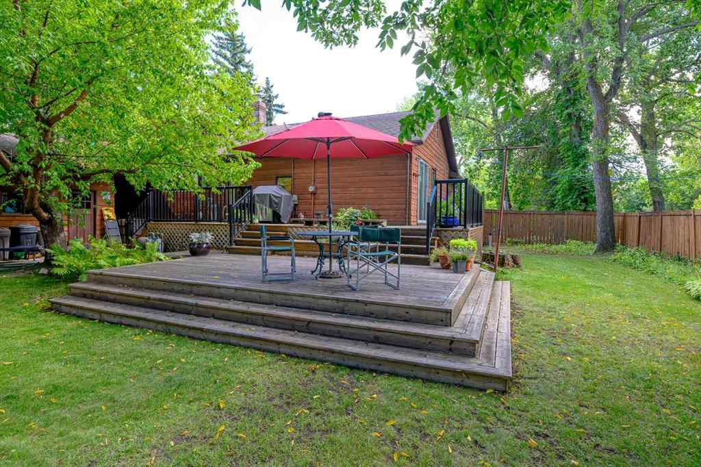 MLS® A2255685 - 9904 106 Avenue  in VLA Montrose Grande Prairie, Residential
