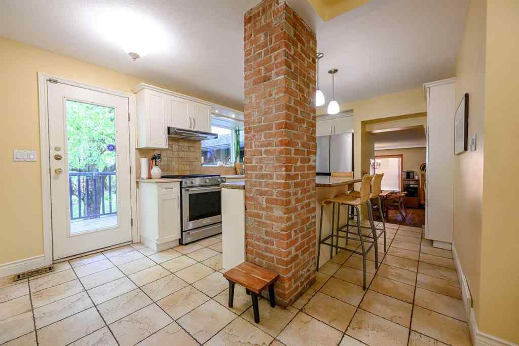MLS® A2255685 - 9904 106 Avenue  in VLA Montrose Grande Prairie, Residential