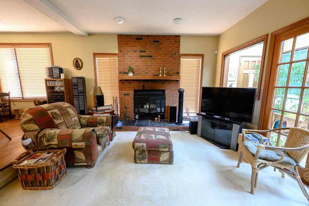 MLS® A2255685 - 9904 106 Avenue  in VLA Montrose Grande Prairie, Residential