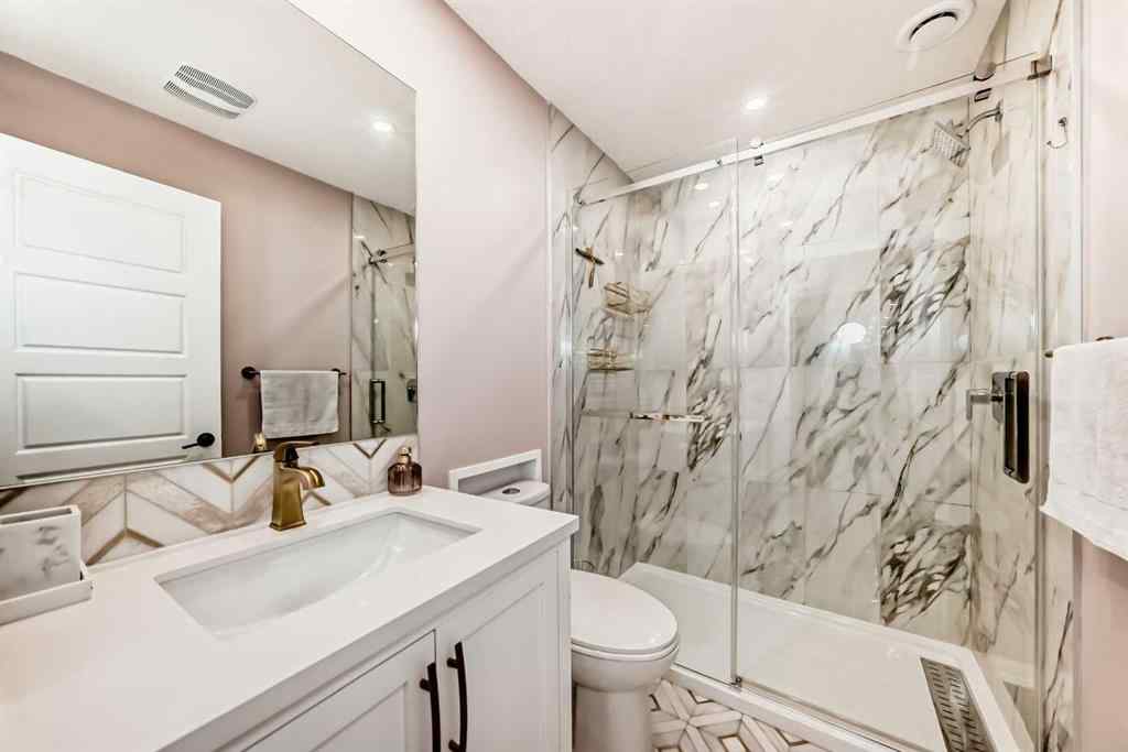 MLS® A2255686 - 154 Chinook Gate Boulevard  in Chinook Gate Airdrie, Residential