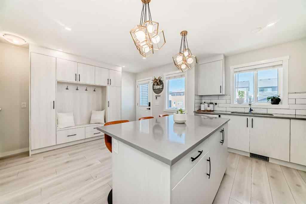 MLS® A2255686 - 154 Chinook Gate Boulevard  in Chinook Gate Airdrie, Residential