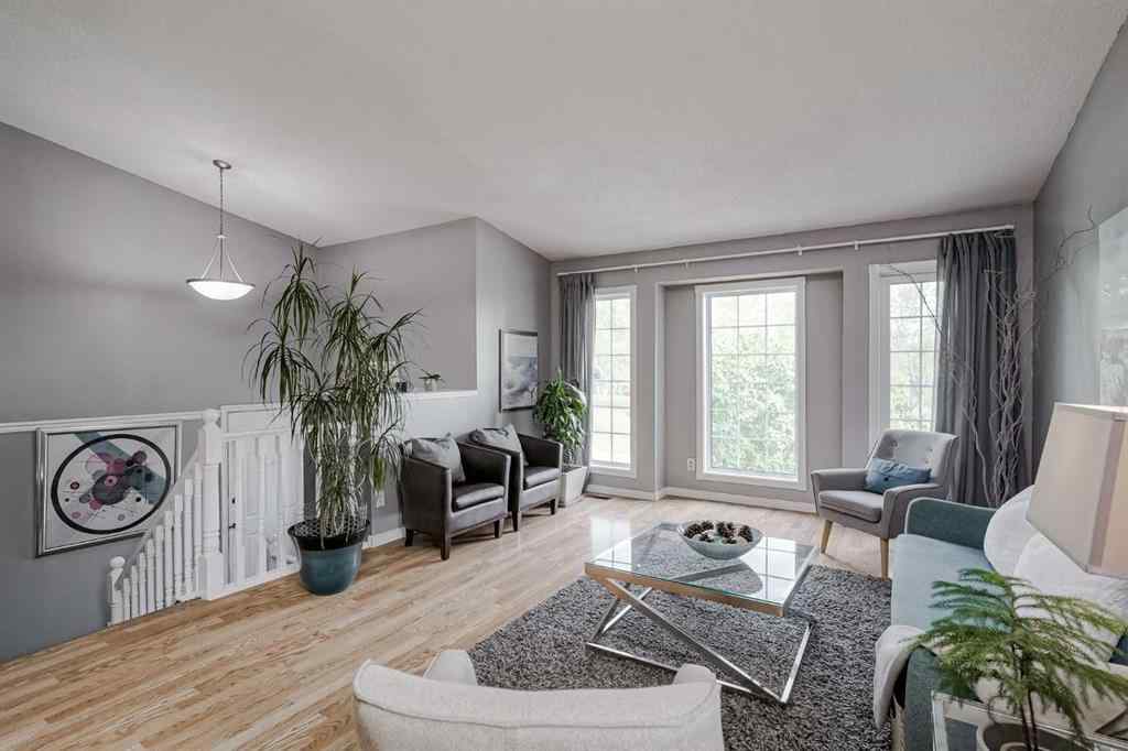 MLS® A2255687 - 5 Shawinigan Rise SW in Shawnessy Calgary, Residential