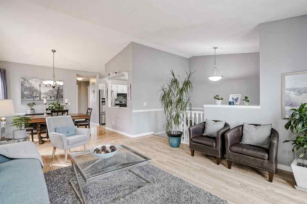 MLS® A2255687 - 5 Shawinigan Rise SW in Shawnessy Calgary, Residential
