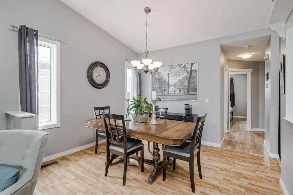 MLS® A2255687 - 5 Shawinigan Rise SW in Shawnessy Calgary, Residential