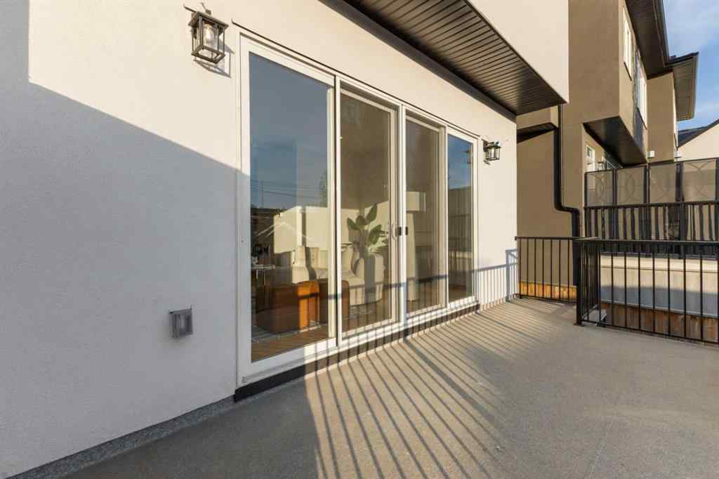 MLS® A2255696 - 4709 19 Avenue NW in Montgomery Calgary, Residential