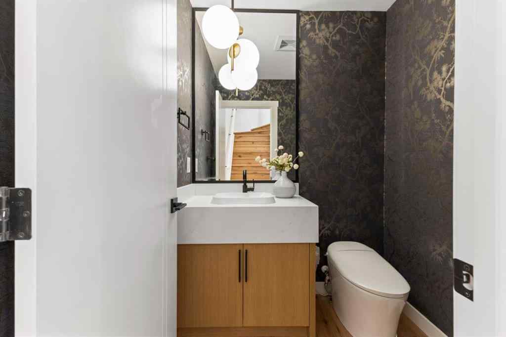 MLS® A2255696 - 4709 19 Avenue NW in Montgomery Calgary, Residential