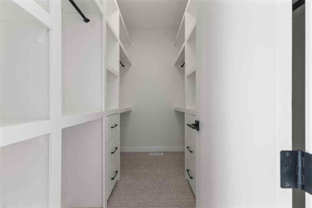 MLS® A2255696 - 4709 19 Avenue NW in Montgomery Calgary, Residential