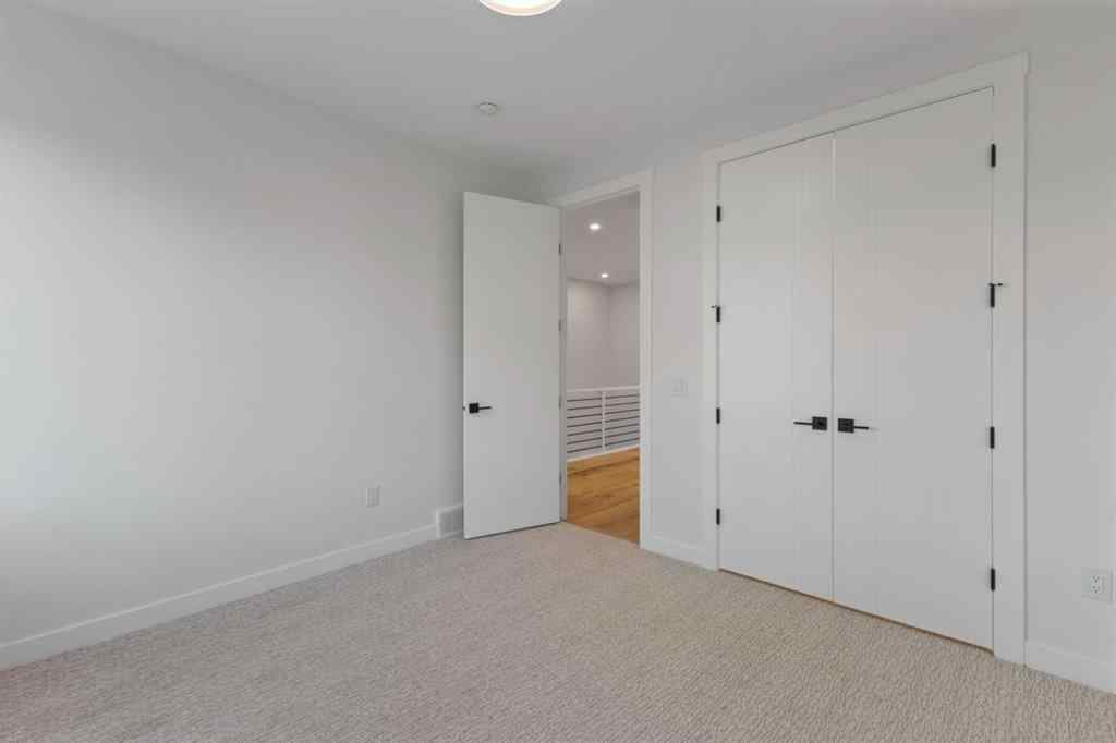 MLS® A2255696 - 4709 19 Avenue NW in Montgomery Calgary, Residential