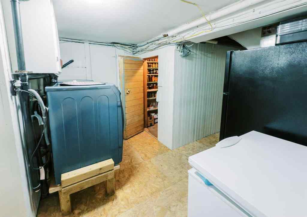 MLS® A2255699 - 4901 48 Street S in NONE Stettler, Residential