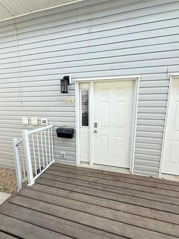 MLS® A2255700 - Unit #104 4915 45 Street  in Fairview Camrose, Residential