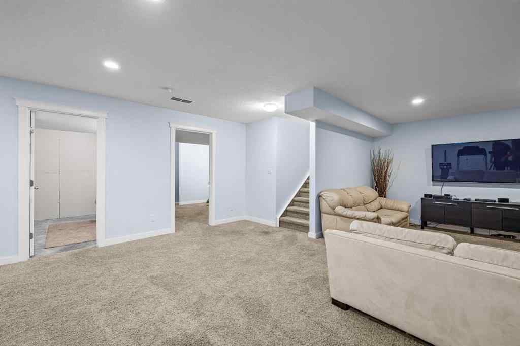 MLS® A2255701 - 22 West Pointe Manor  in West Pointe Cochrane, Residential