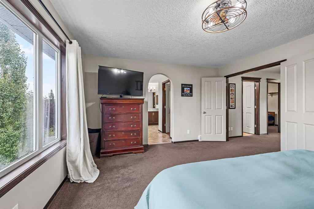 MLS® A2255701 - 22 West Pointe Manor  in West Pointe Cochrane, Residential