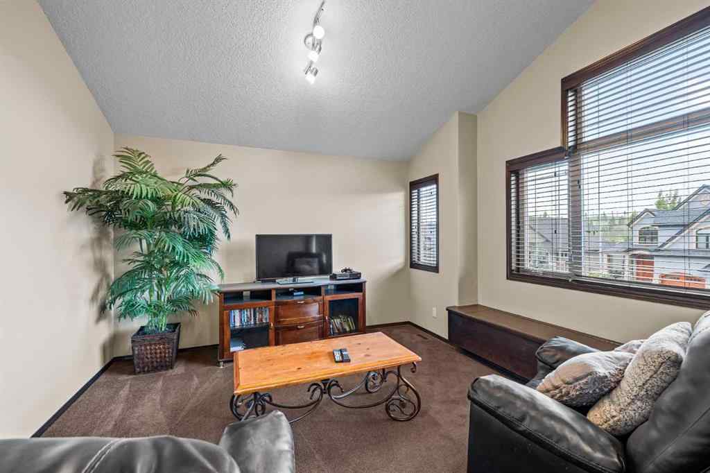 MLS® A2255701 - 22 West Pointe Manor  in West Pointe Cochrane, Residential