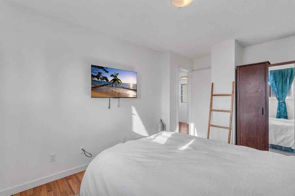 MLS® A2255702 - Unit #810 120 Silvercreek Close NW in Silver Springs Calgary, Residential