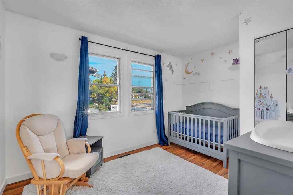 MLS® A2255702 - Unit #810 120 Silvercreek Close NW in Silver Springs Calgary, Residential