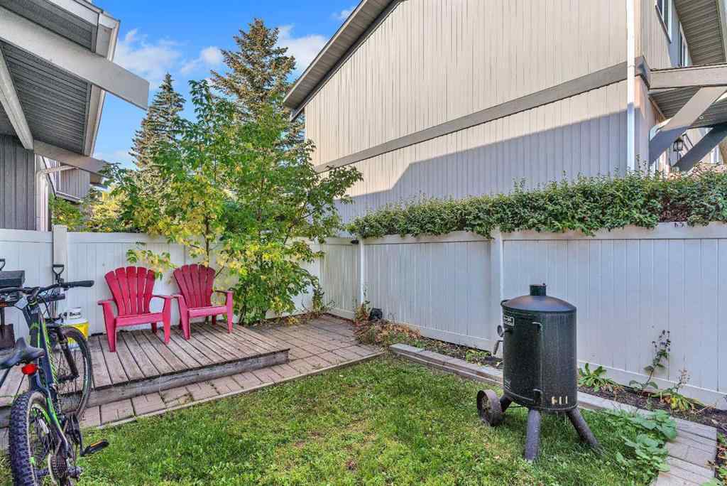 MLS® A2255702 - Unit #810 120 Silvercreek Close NW in Silver Springs Calgary, Residential