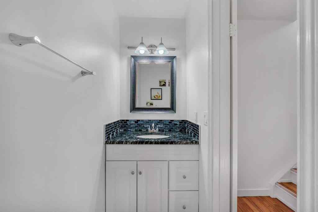 MLS® A2255702 - Unit #810 120 Silvercreek Close NW in Silver Springs Calgary, Residential