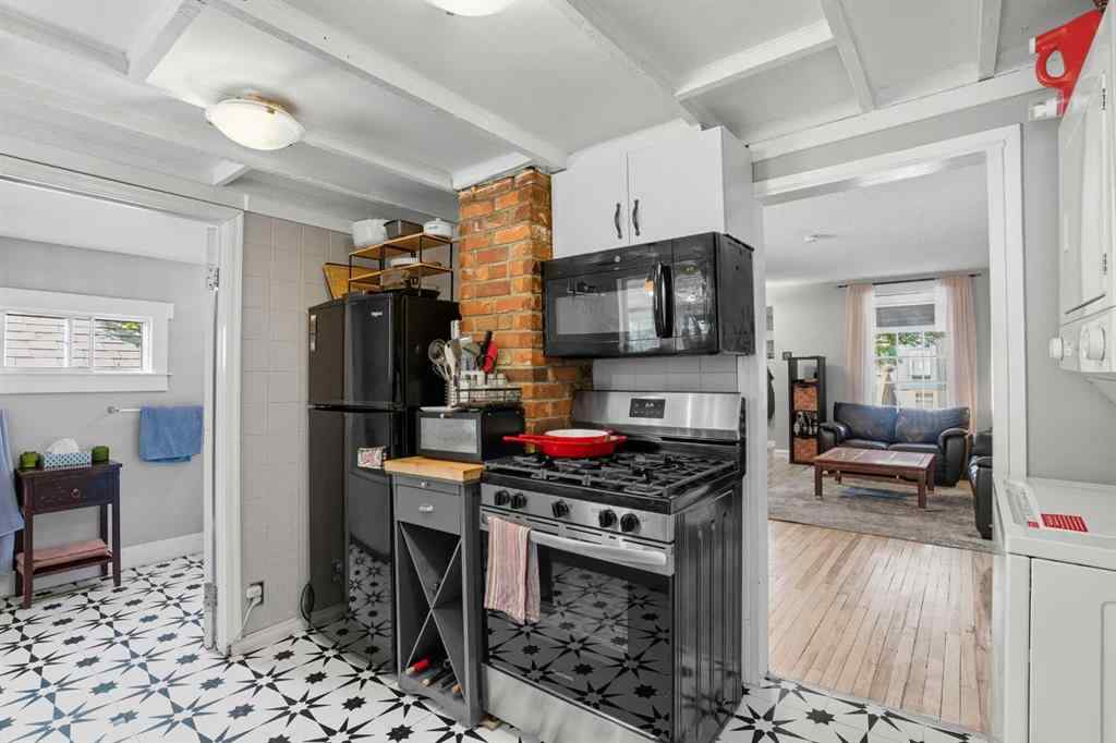 MLS® A2255704 - 1529 27 Avenue SW in South Calgary Calgary, Residential