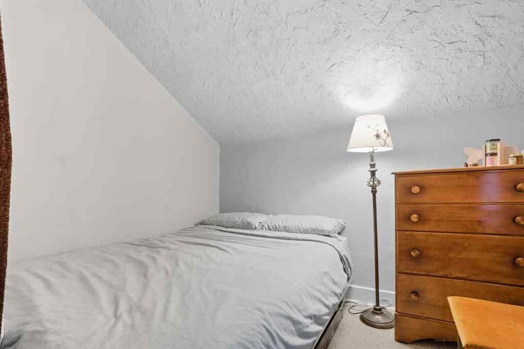 MLS® A2255704 - 1529 27 Avenue SW in South Calgary Calgary, Residential