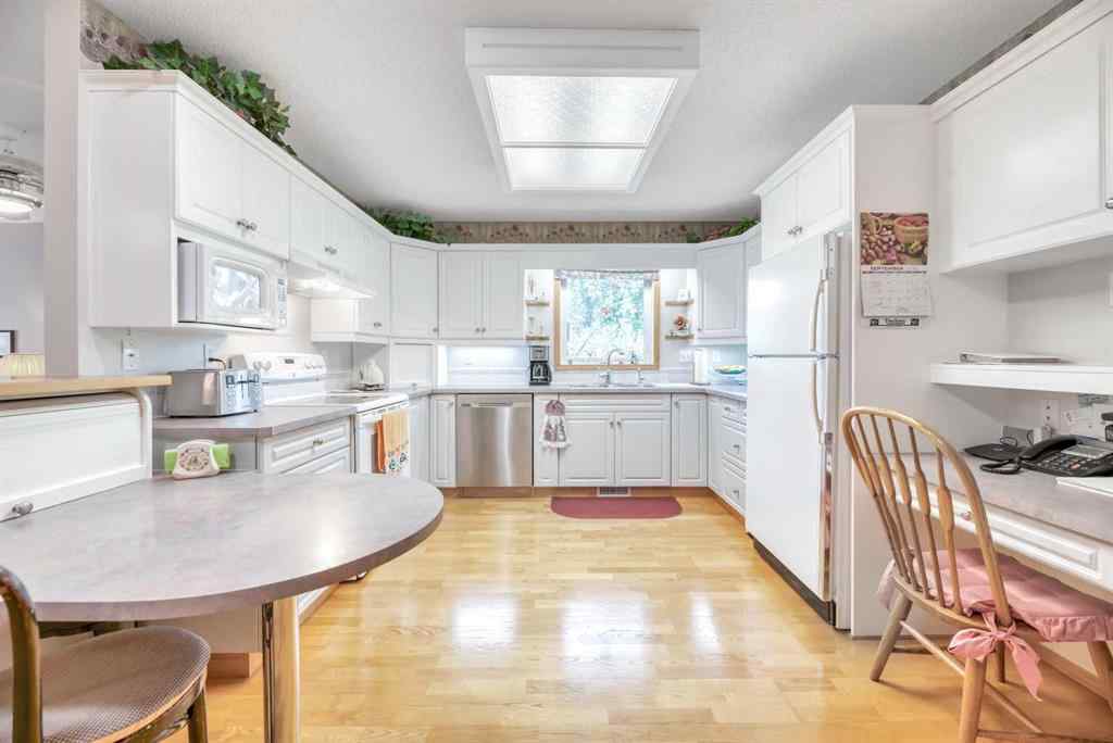 MLS® A2255721 - 9B Centre Street  in Downtown_Strathmore Strathmore, Residential