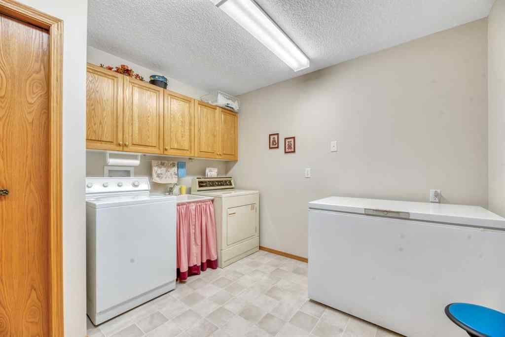 MLS® A2255721 - 9B Centre Street  in Downtown_Strathmore Strathmore, Residential