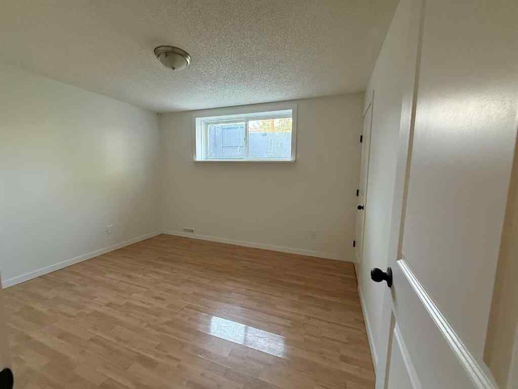 MLS® A2255723 - 40 Millrise Drive SW in Millrise Calgary, Residential