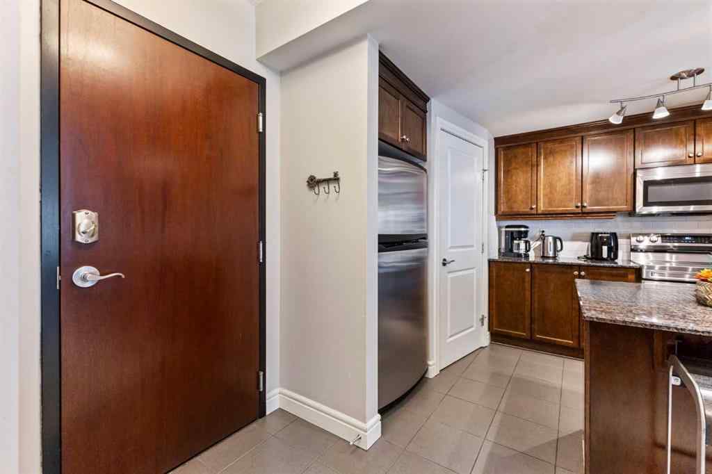 MLS® A2255727 - Unit #1106 910 5 Avenue SW in Downtown Commercial Core Calgary, Residential