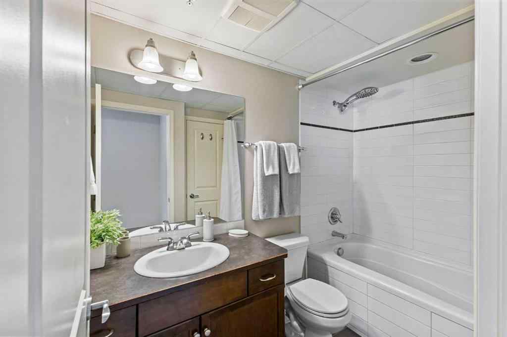 MLS® A2255727 - Unit #1106 910 5 Avenue SW in Downtown Commercial Core Calgary, Residential
