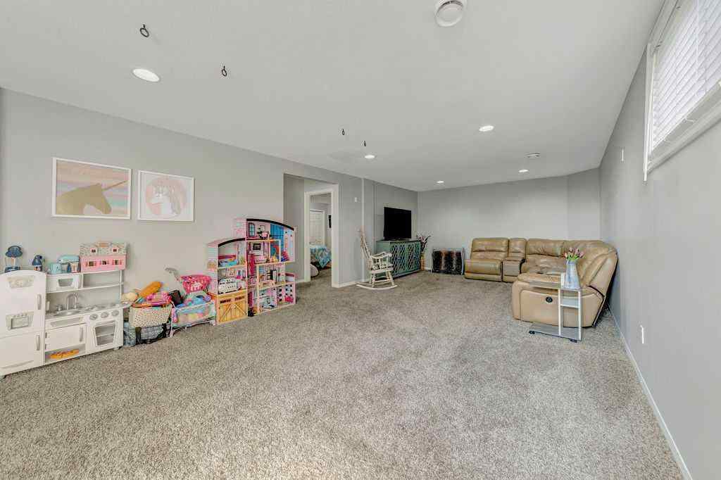 MLS® A2255728 - 4806 16 Street  in Wallacefield Lloydminster, Residential