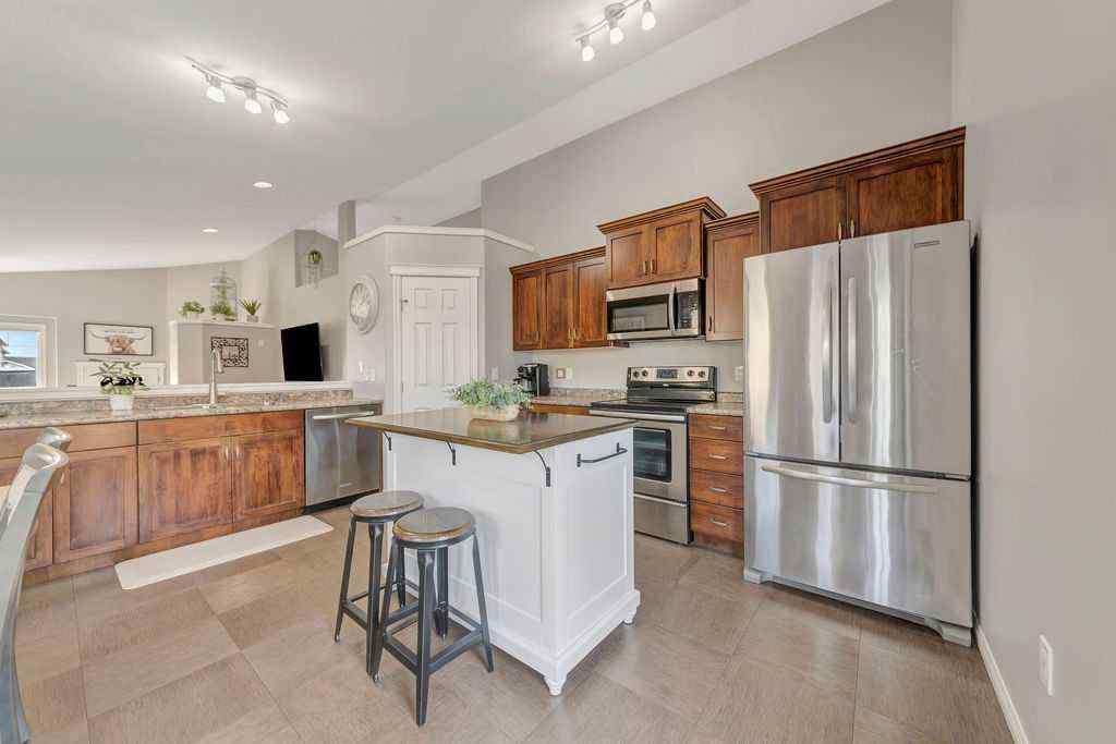 MLS® A2255728 - 4806 16 Street  in Wallacefield Lloydminster, Residential