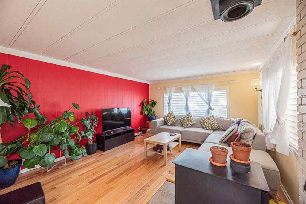 MLS® A2255734 - Unit #102 3223 83 Street NW in Greenwood/Greenbriar Calgary, Mobile