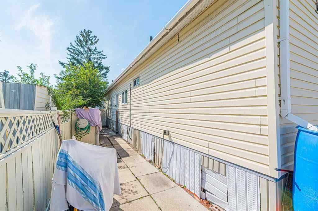 MLS® A2255734 - Unit #102 3223 83 Street NW in Greenwood/Greenbriar Calgary, Mobile