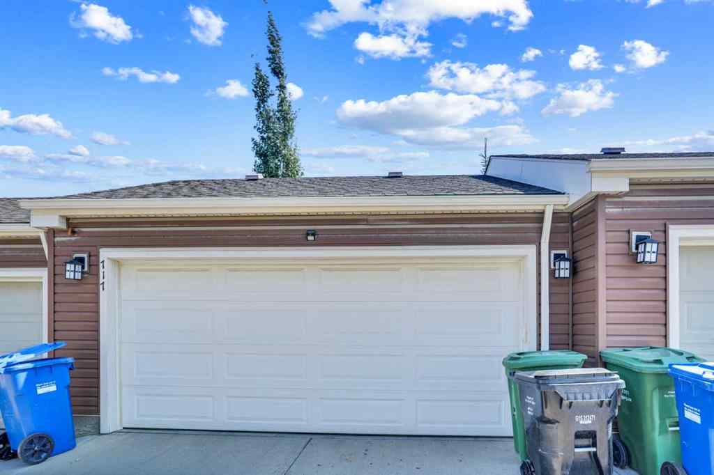 MLS® A2255736 - 717 Nolan Hill Boulevard NW in Nolan Hill Calgary, Residential