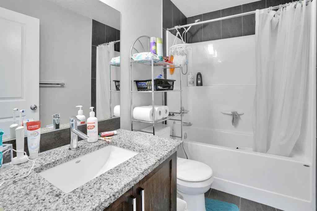 MLS® A2255736 - 717 Nolan Hill Boulevard NW in Nolan Hill Calgary, Residential