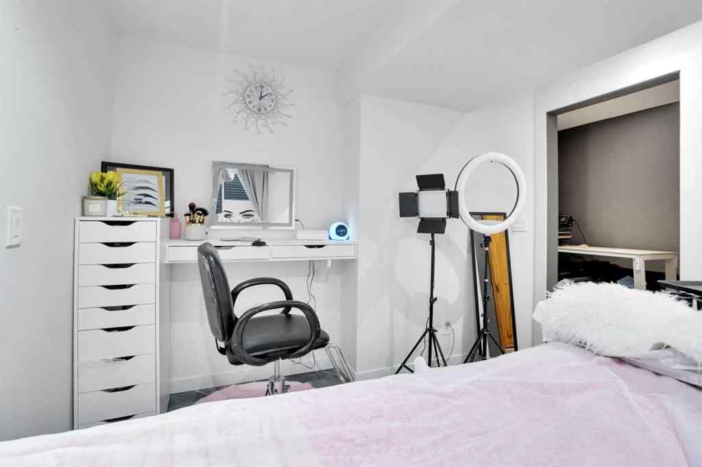 MLS® A2255736 - 717 Nolan Hill Boulevard NW in Nolan Hill Calgary, Residential