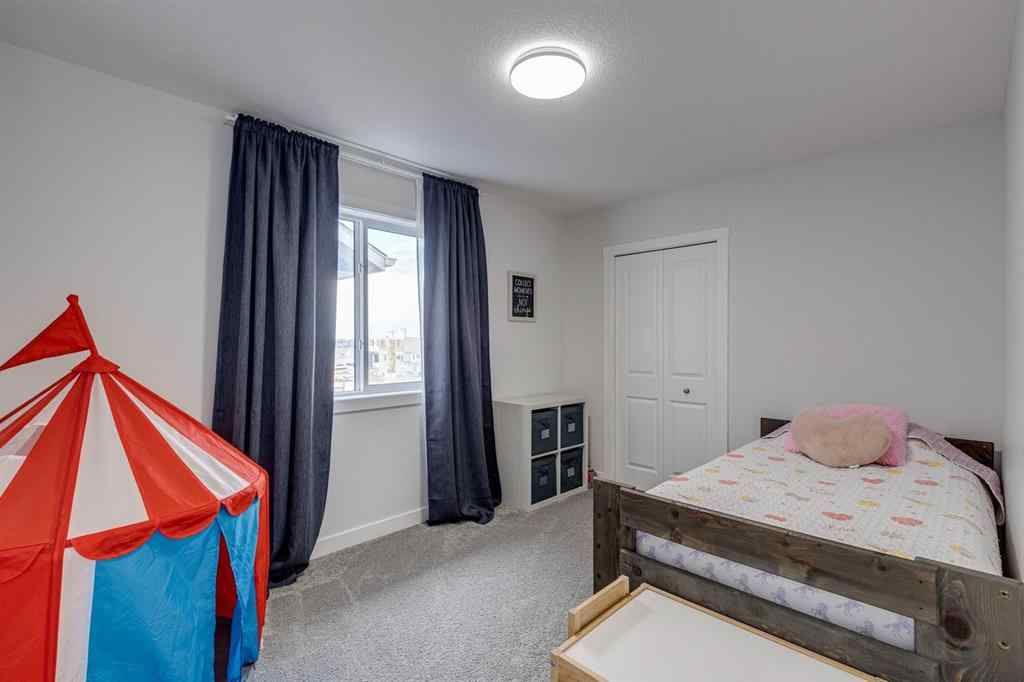 MLS® A2255738 - 452 Creekrun Crescent SW in Cobblestone Creek Airdrie, Residential