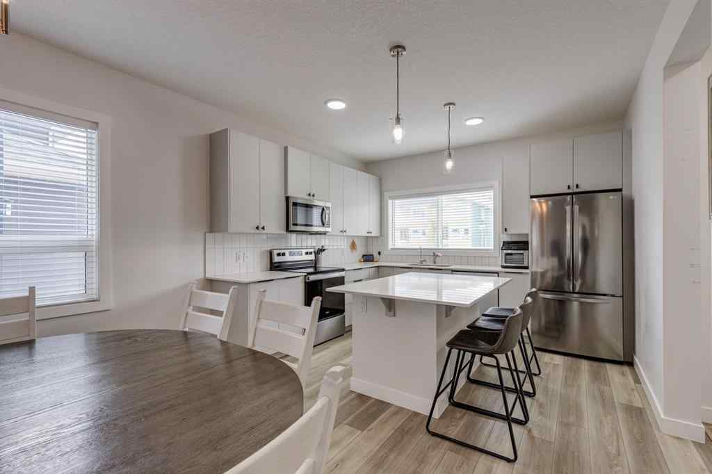 MLS® A2255738 - 452 Creekrun Crescent SW in Cobblestone Creek Airdrie, Residential