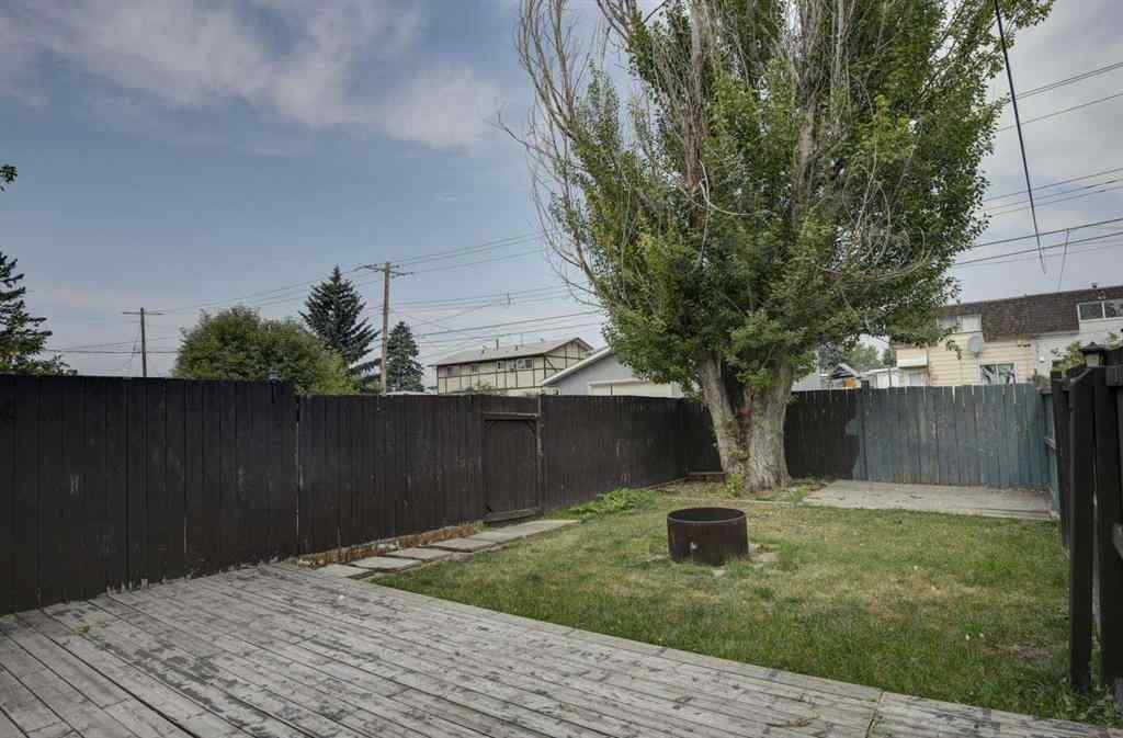 MLS® A2255740 - 3014 Dover Crescent SE in Dover Calgary, Residential