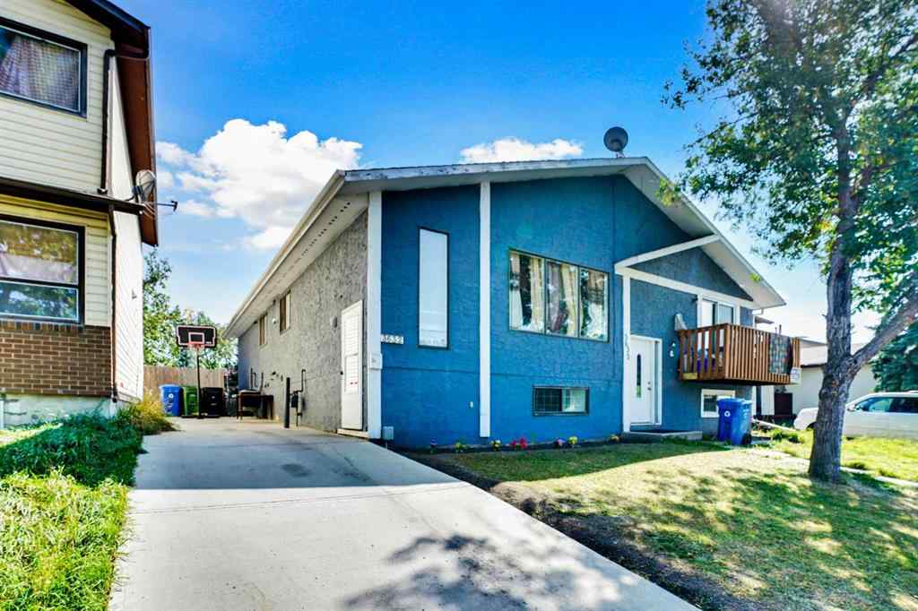 MLS® A2255742 - 3632 39 Street NE in Whitehorn Calgary, Residential