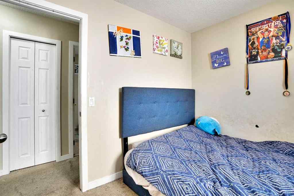 MLS® A2255742 - 3632 39 Street NE in Whitehorn Calgary, Residential
