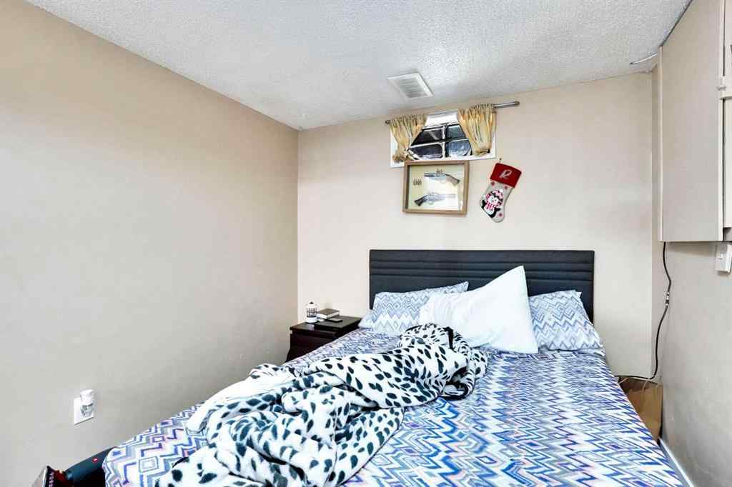 MLS® A2255742 - 3632 39 Street NE in Whitehorn Calgary, Residential