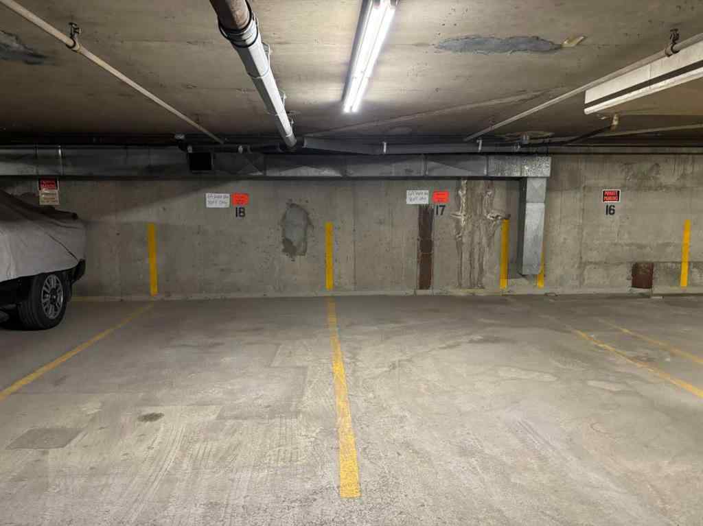 MLS® A2255745 - Unit #18 1015 Centre Street NW in Crescent Heights Calgary, Commercial