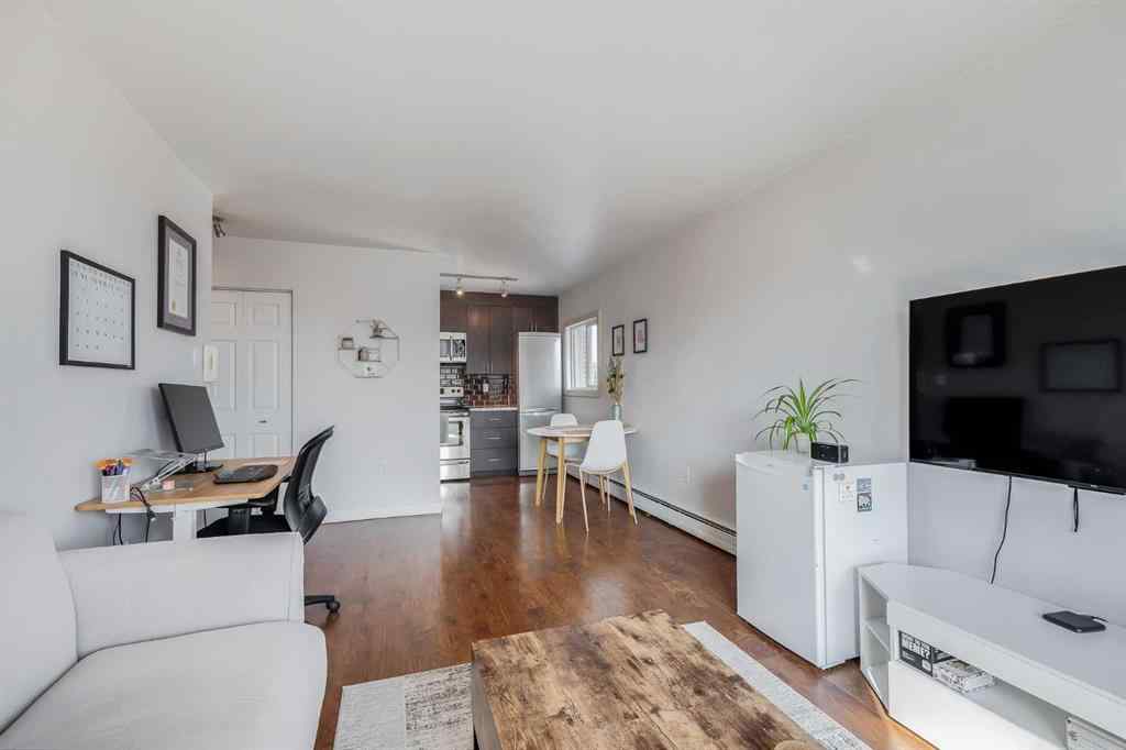 MLS® A2255747 - Unit #302 1811 18A Street SW in Bankview Calgary, Residential