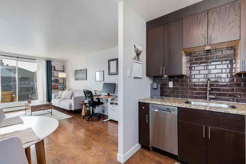 MLS® A2255747 - Unit #302 1811 18A Street SW in Bankview Calgary, Residential