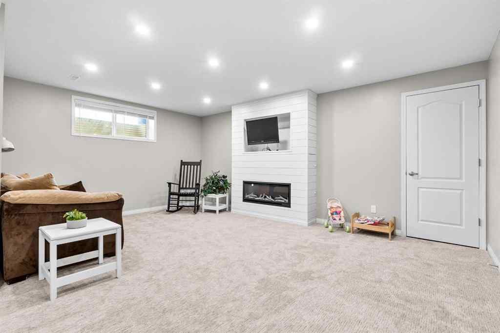 MLS® A2255748 - 149 Tanner Close SE in Thorburn Airdrie, Residential