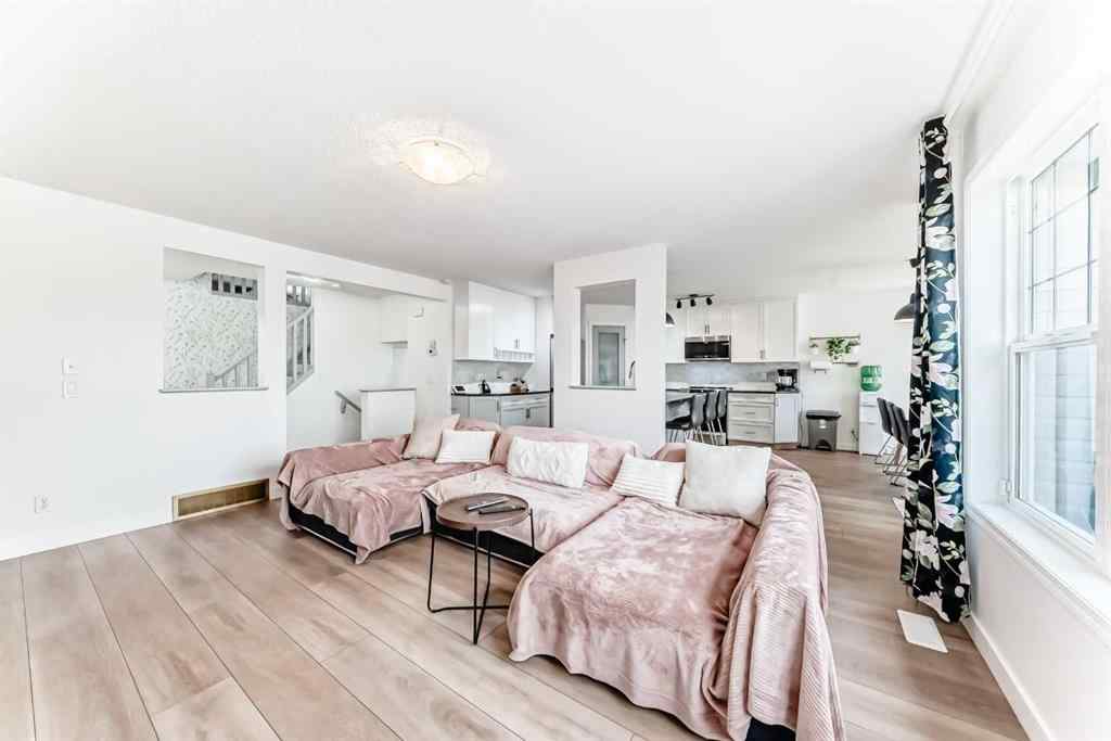 MLS® A2255752 - 332 Ranch Close  in The Ranch_Strathmore Strathmore, Residential