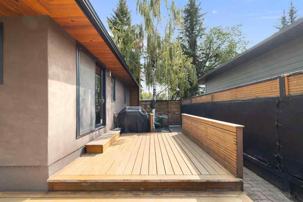 MLS® A2255753 - 28 Glamorgan Drive SW in Glamorgan Calgary, Residential
