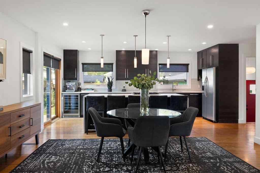 MLS® A2255753 - 28 Glamorgan Drive SW in Glamorgan Calgary, Residential
